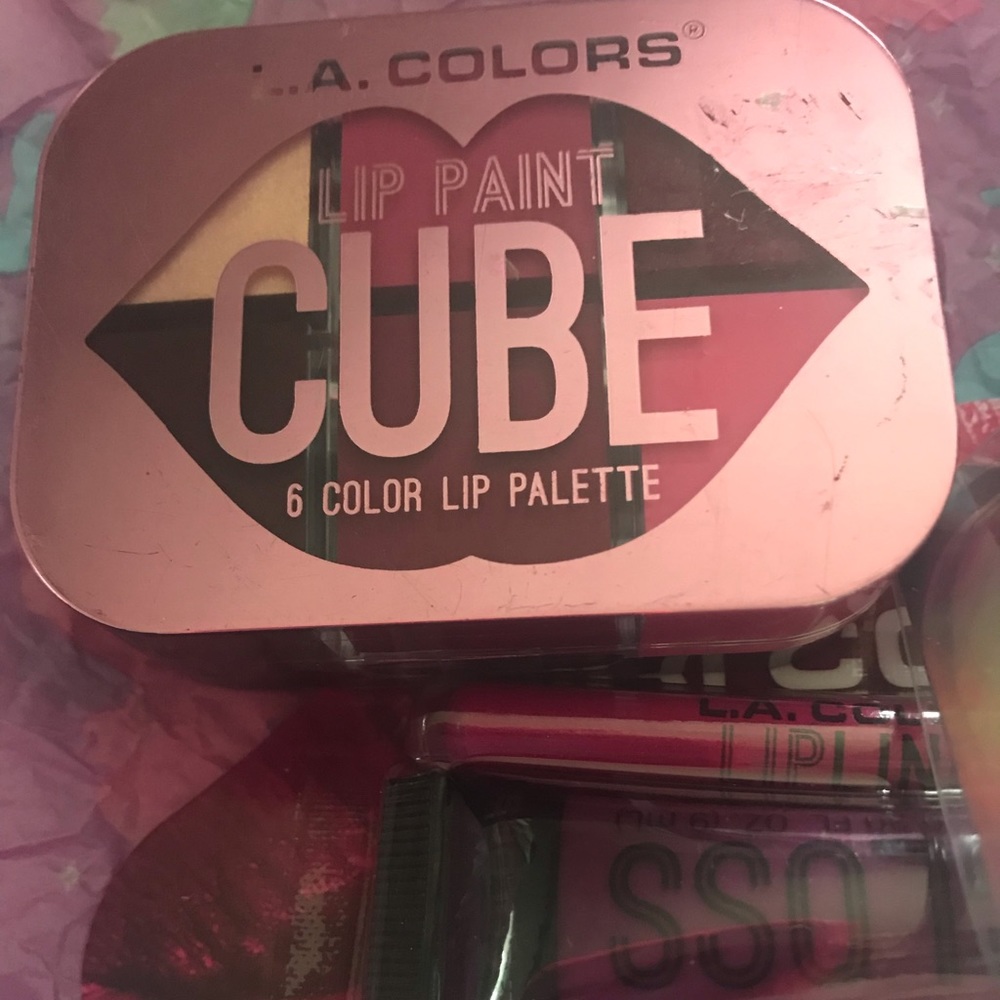 💄 L.A. Colors Makeup / Lip Pallet 💄 - Picture 3 of 8